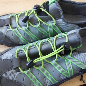 *NEW* MENS SIZE 13 SPEEDO WATER SHOES